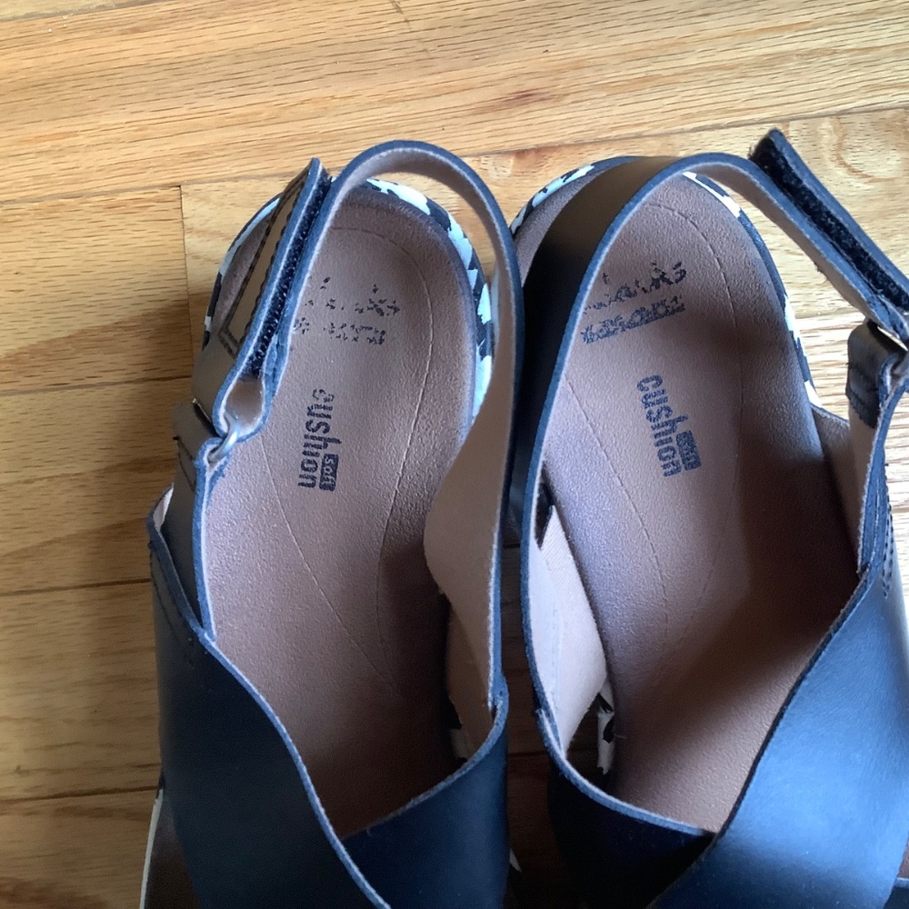 Clarks Collection Leather Wedge Sandals - Stasha Hale Black White SZ 9 - Picture 8 of 14